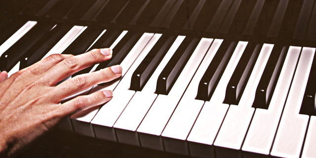 Julie Futch Piano Lessons, Noteworthy Music Piano Lessons
